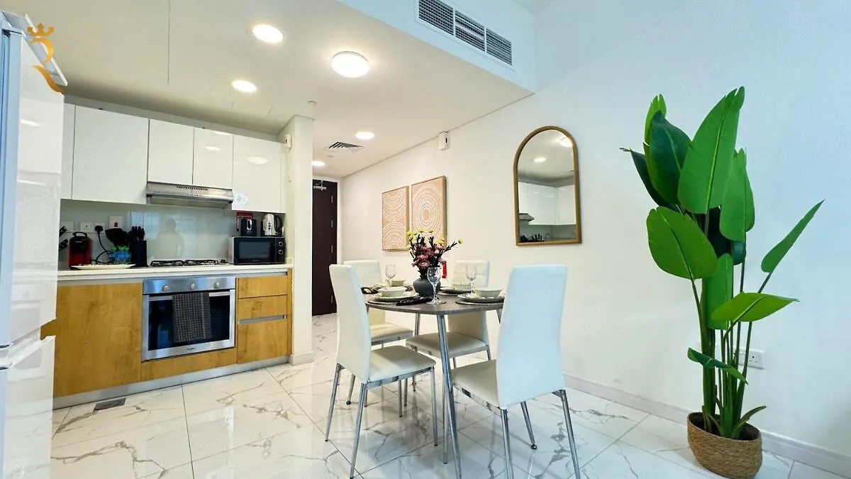 Serene Al Raha 2Br Poolside Comfort And Gym Access أبو ظبي