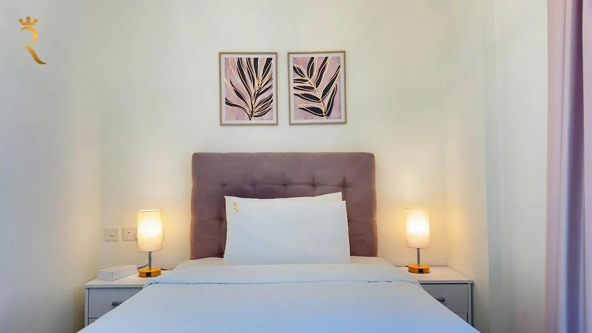 Serene Al Raha 2Br Poolside Comfort And Gym Access 아부다비 0*,  아랍에미리트